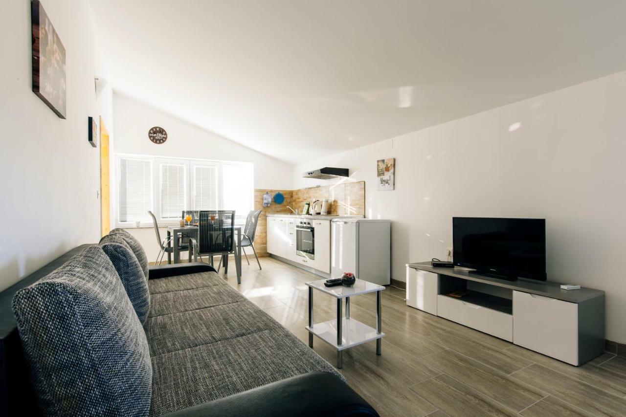 Apartments Luce Zadar Eksteriør billede